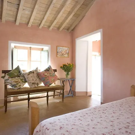 Valle Santa Sleeps 11 Wifi 빌라