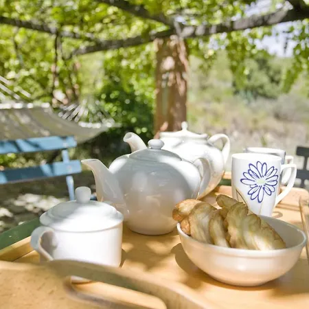 Valle Santa Sleeps 11 Wifi * 레반토